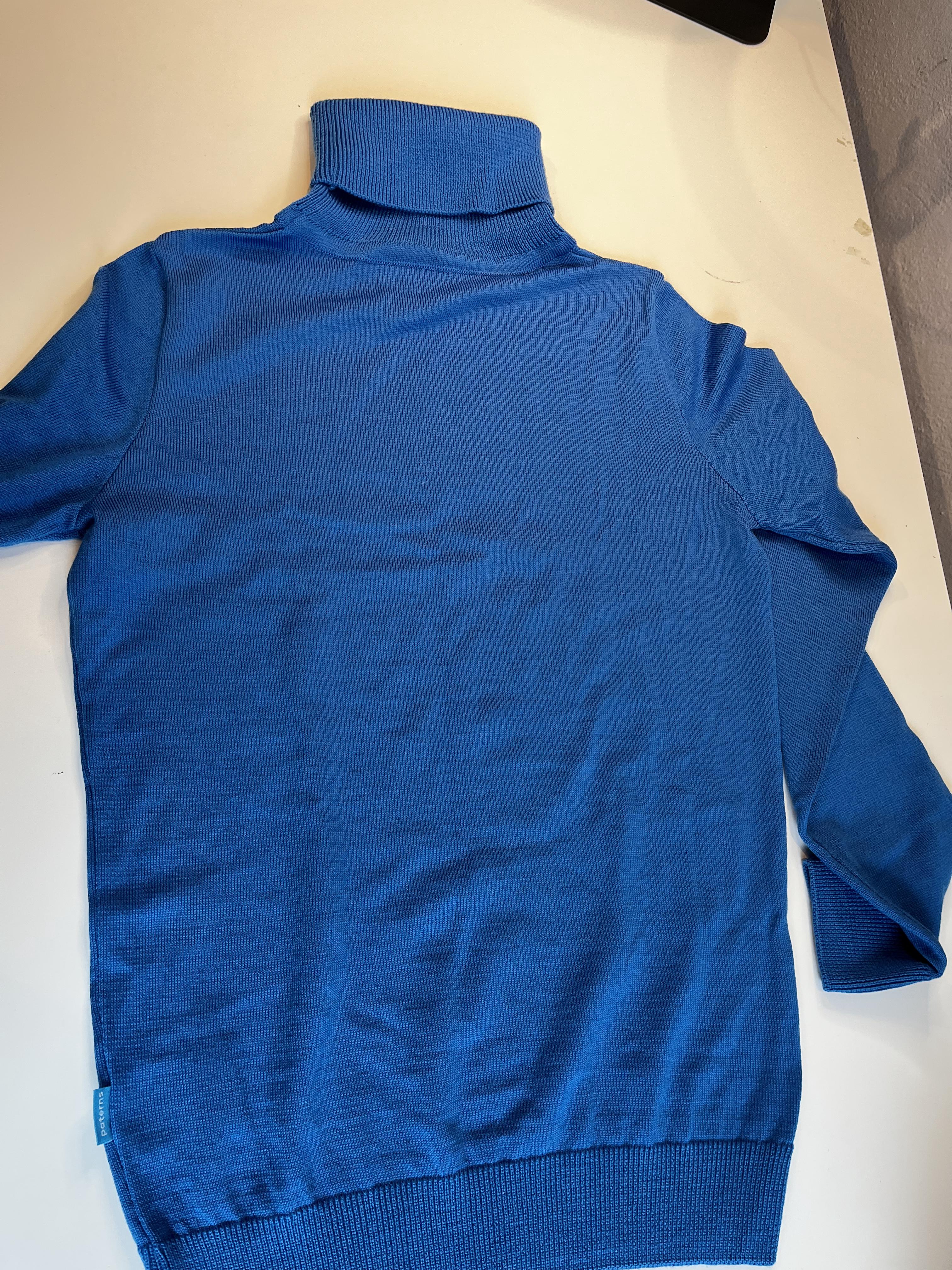 Golf z wełny merino niebieski